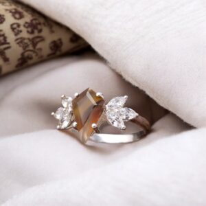Montana Agate Kite Shape Sterling Silver Ring