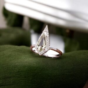 Green Amethyst Kite Gemstone Sterling Silver Ring