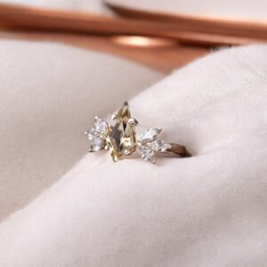 Green Amethyst Kite Shape Sterling Silver Ring