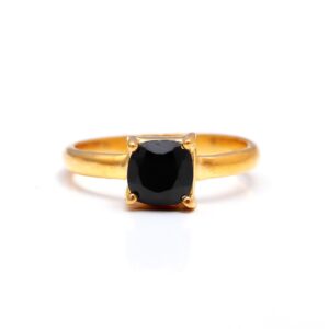 Natural Black Onyx Cushion 18k Gold Ring